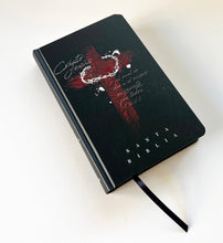 Load image into Gallery viewer, Biblia RVR60 Tamaño manual Letra grande - Tapa dura Cruz