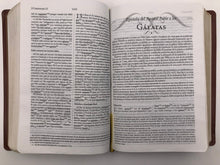 Cargar imagen en el visor de la galería, Biblia de estudio Palabra Clave RVR60-Marrón