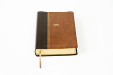 Cargar imagen en el visor de la galería, Biblia RVR1960/Tematica De Estudio/Marron Oscuro/Piel Fabricada