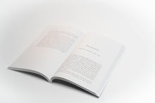 Cargar imagen en el visor de la galería, ¿Es Jesús Realmente Dios?