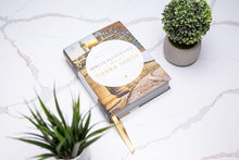 Load image into Gallery viewer, Biblia ilustrada de la Tierra Santa, tapa dura, RVR 1960