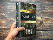 Cargar imagen en el visor de la galería, Biblia de Estudio Patrística, Siglo I al VI - Tapa dura
