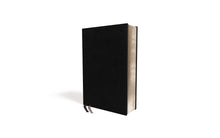 Cargar imagen en el visor de la galería, Biblia de estudio Teología Bíblica NVI - Piel reciclada negra
