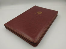 Cargar imagen en el visor de la galería, Biblia RVR60 Letra Super Gigante Café Cierre