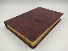 Load image into Gallery viewer, La Biblia de Promesas Letra Grande Piel especial Café