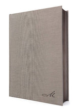 Load image into Gallery viewer, Biblia de Estudio MacArthur Tela Gris NBLA