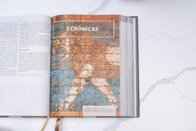 Load image into Gallery viewer, Biblia ilustrada de la Tierra Santa, tapa dura, RVR 1960
