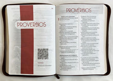 Load image into Gallery viewer, Biblia Reina Valera 1960 Letra gigante - Color café (Sin Indice)
