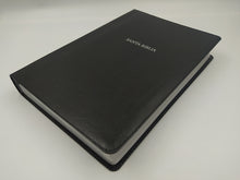 Load image into Gallery viewer, Biblia RVR60 Letra Súper Gigante Negra
