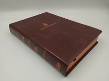 Cargar imagen en el visor de la galería, Biblia RVR60 Letra Gigante Marrón
