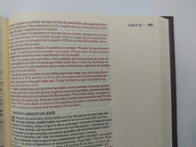 Load image into Gallery viewer, Biblia para notas Tapa Dura NBLA
