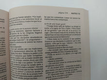 Cargar imagen en el visor de la galería, Santa Biblia NTV Corona de agua (económica)
