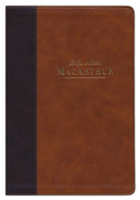 Load image into Gallery viewer, Biblia de Estudio MacArthur, Imitación piel Café, NBLA
